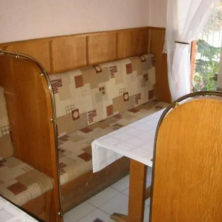Csini Panzió Drinkbár Casa de hóspedes