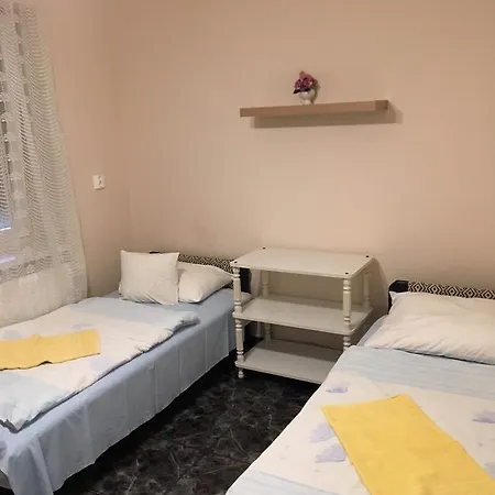 Csini Panzió Drinkbár Gyál