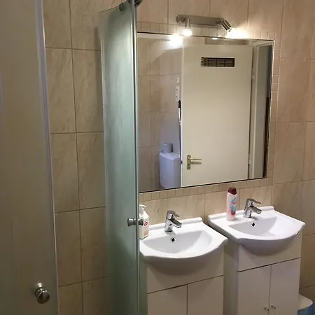 Casa de hóspedes Csini Panzió Drinkbár Gyál