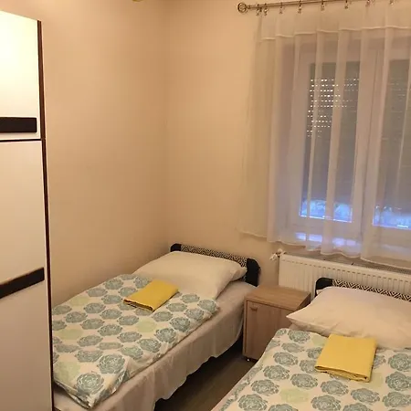 Csini Panzió Drinkbár Gyál